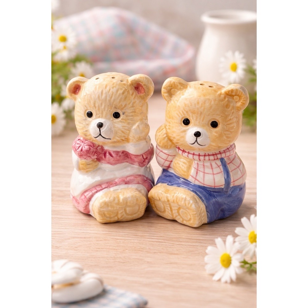 VTG Teddy Bear Salt Pepper Shakers Cute Bear Ceramic Kitsch Kitchen‎ Cottagecore